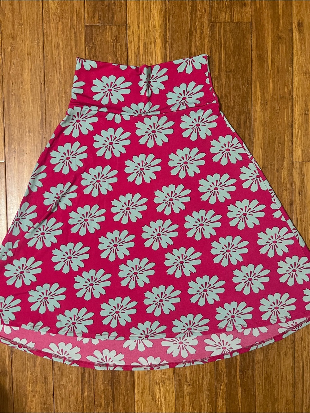 LuLaRoe Azure Pink Floral Circle Skirt with White Daisy Print